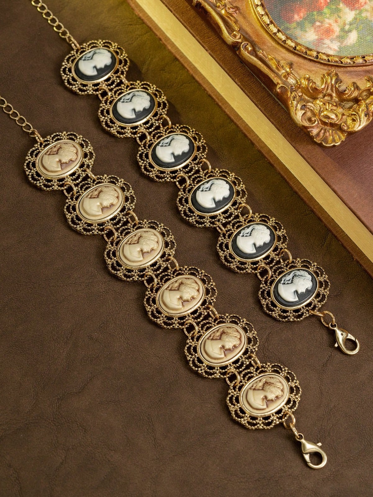 Vintage Gold Cameo Portrait Bracelet Victorian Style Adjustable Link Rare Unique