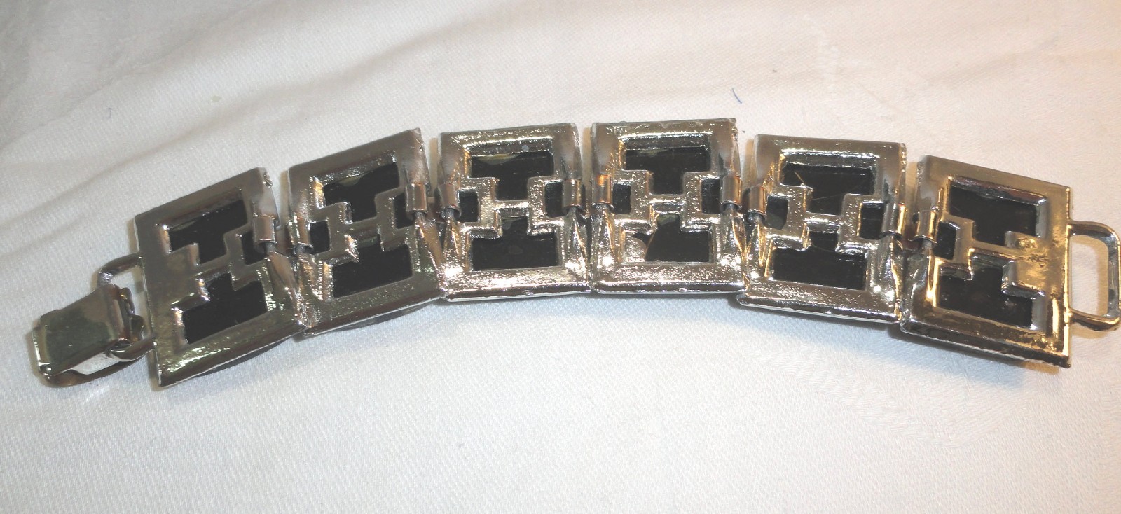 Vtg Chunky Lucite Confetti Bracelet Black White Gold