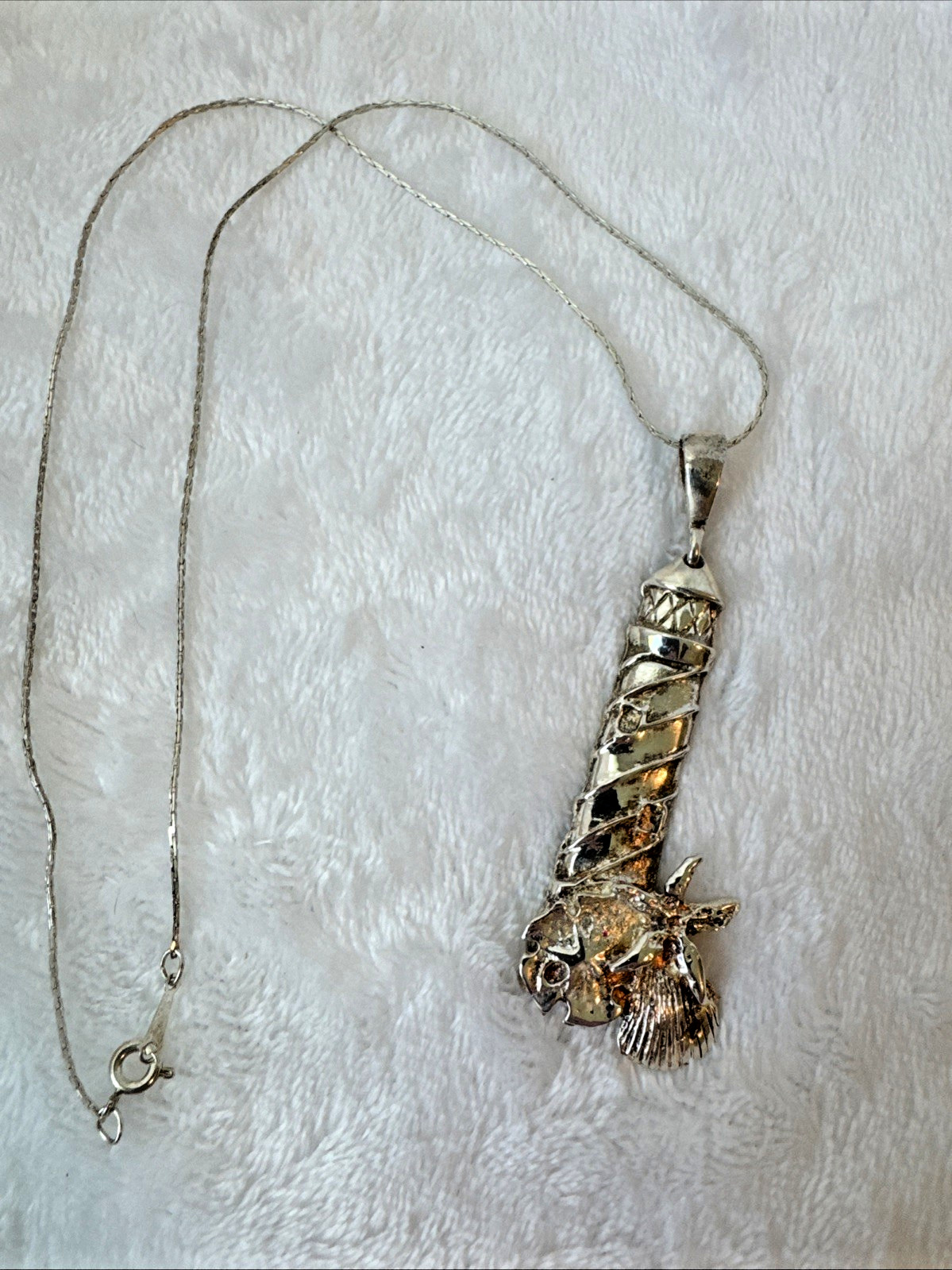 VTG Silver 18KGP herringbone chain 90s lighthouse starfish beach pendant cruise