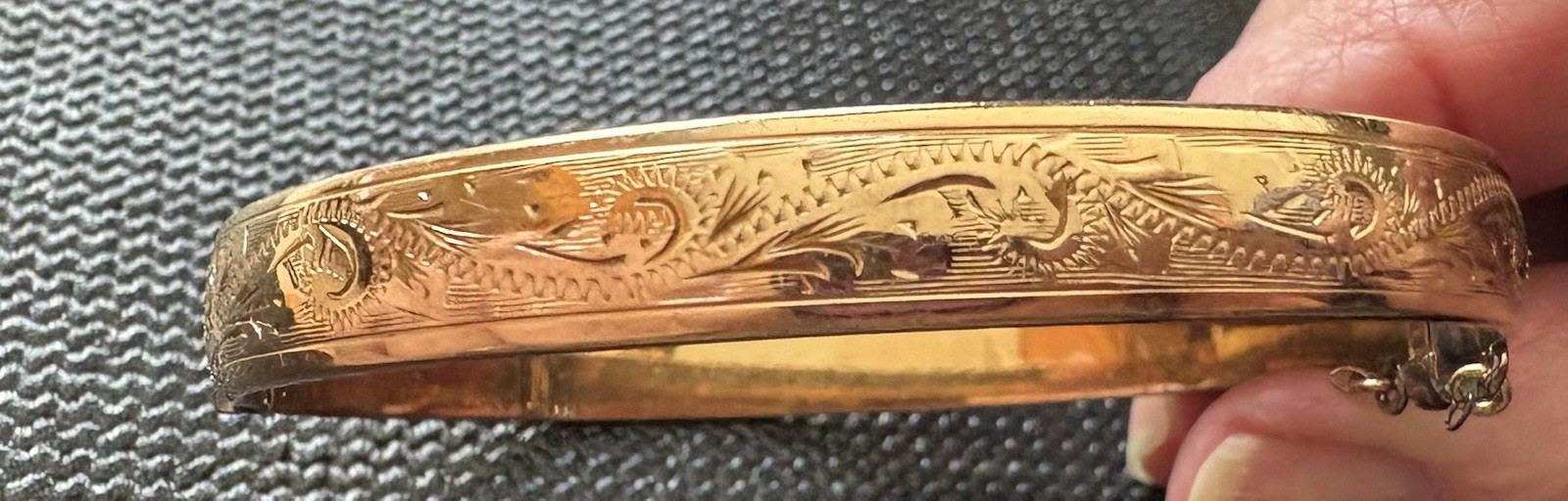 Vintage 1/5th 9ct Rolled Gold Bangle Bracelet Circa 1970 18.49g