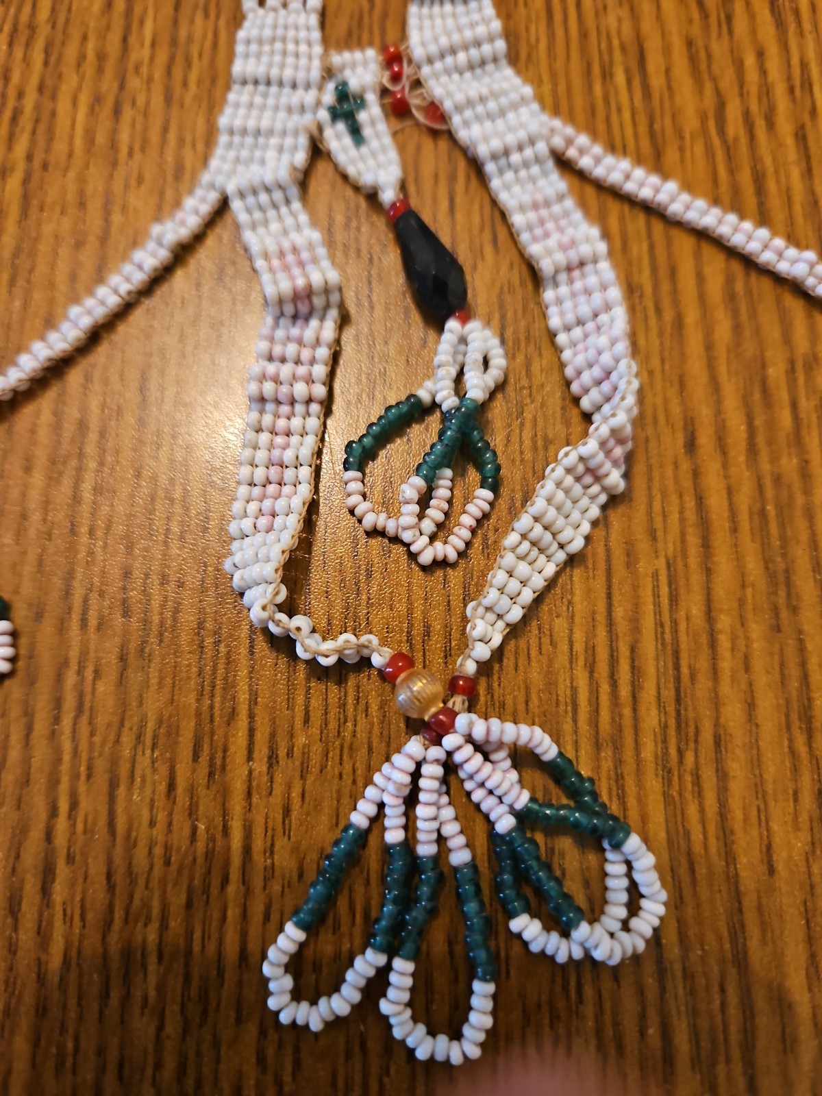 Vintage Multicolor Glass and Stone Bead Necklace Green, White, Red, Gold Beads