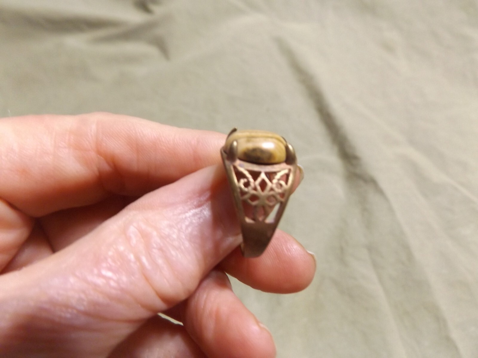 Vintage Cast Brass? Ring w Striped Jade? Oval Stone Unused Size 7.5+