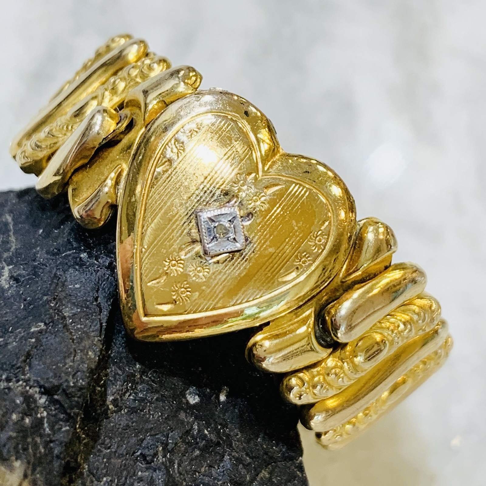 VTG Sweetheart Bracelet Diamond Expansion WWII Gold Filled Heart 20.31gr 6-7.5”
