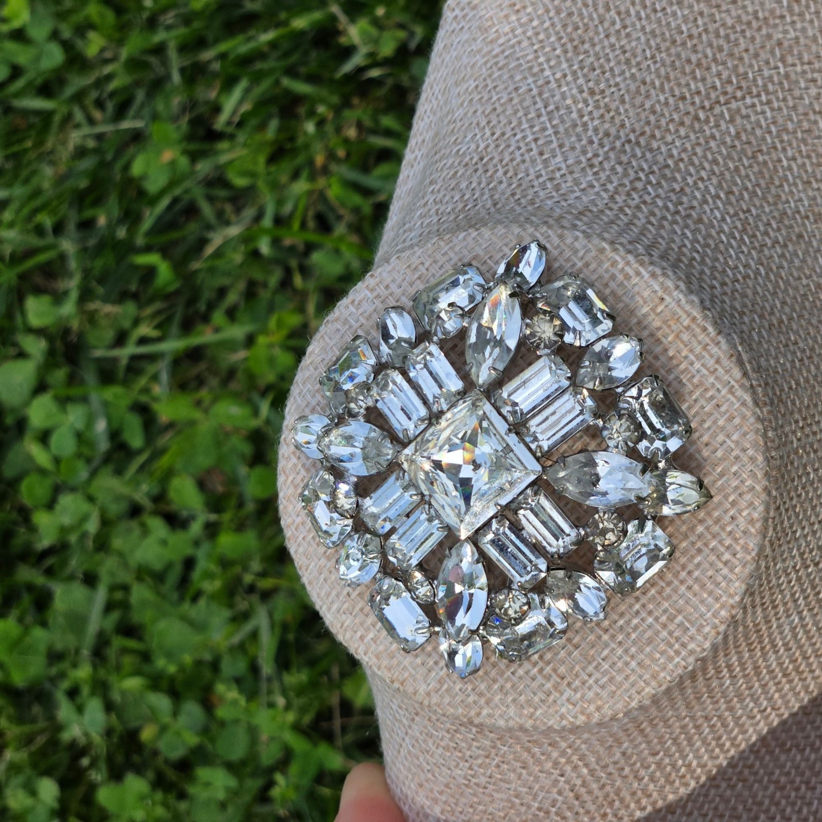 Vintage Kramer of New York Rhinestone Brooch Glamorous large Crystal Pin MCM 2″