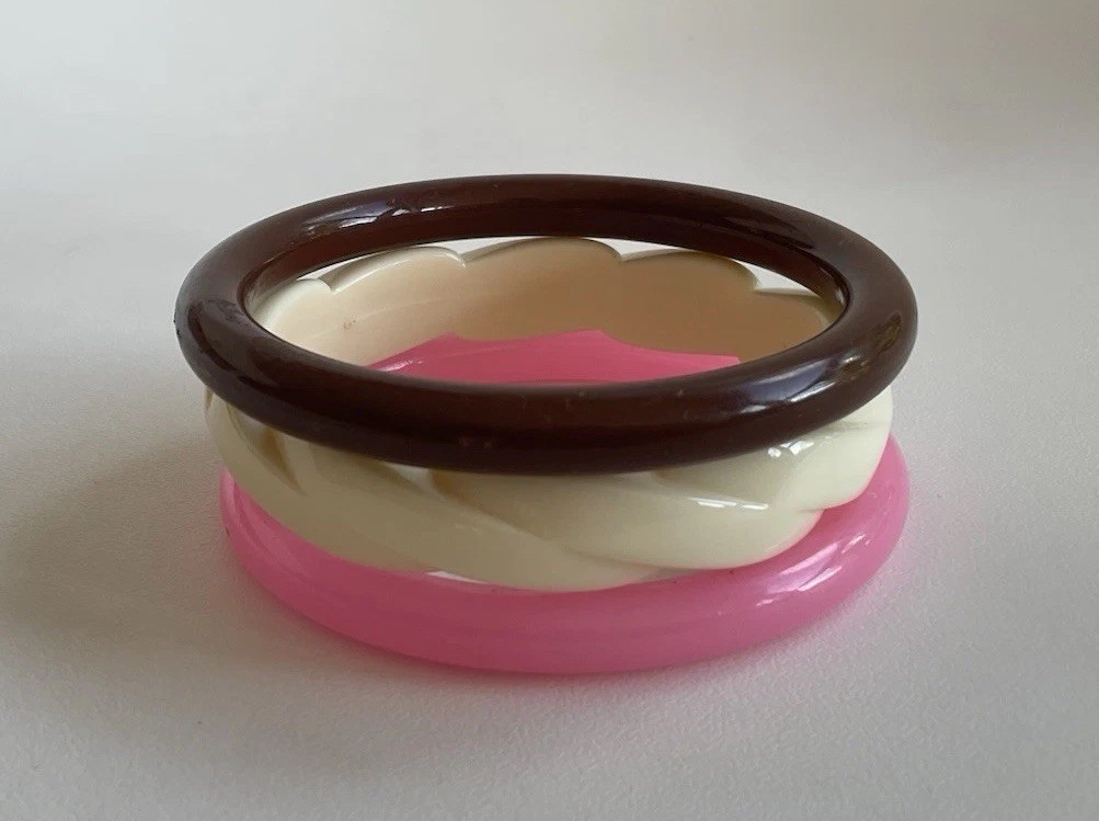 Vintage Bangles LOT 3 bracelet Neapolitan ice cream colors Pink cream chocolate