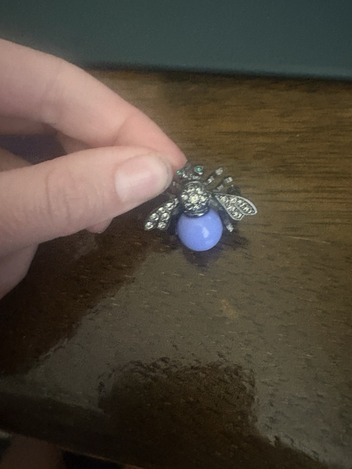 Joan Rivers Vintage Interchangeable Bee Brooch With 9 Colored Bottoms
