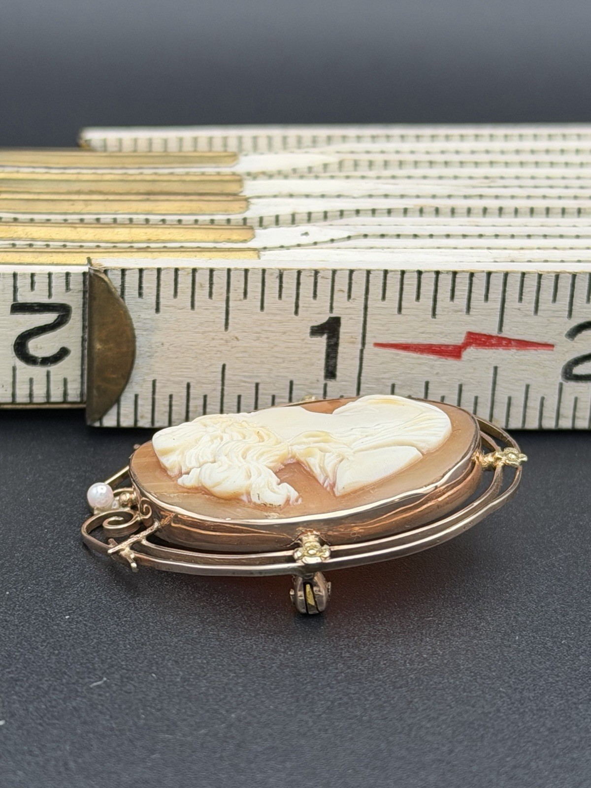 Antique Edwardian 10K Gold Carved Shell Cameo Brooch Seed Pearl Goddess Psyche
