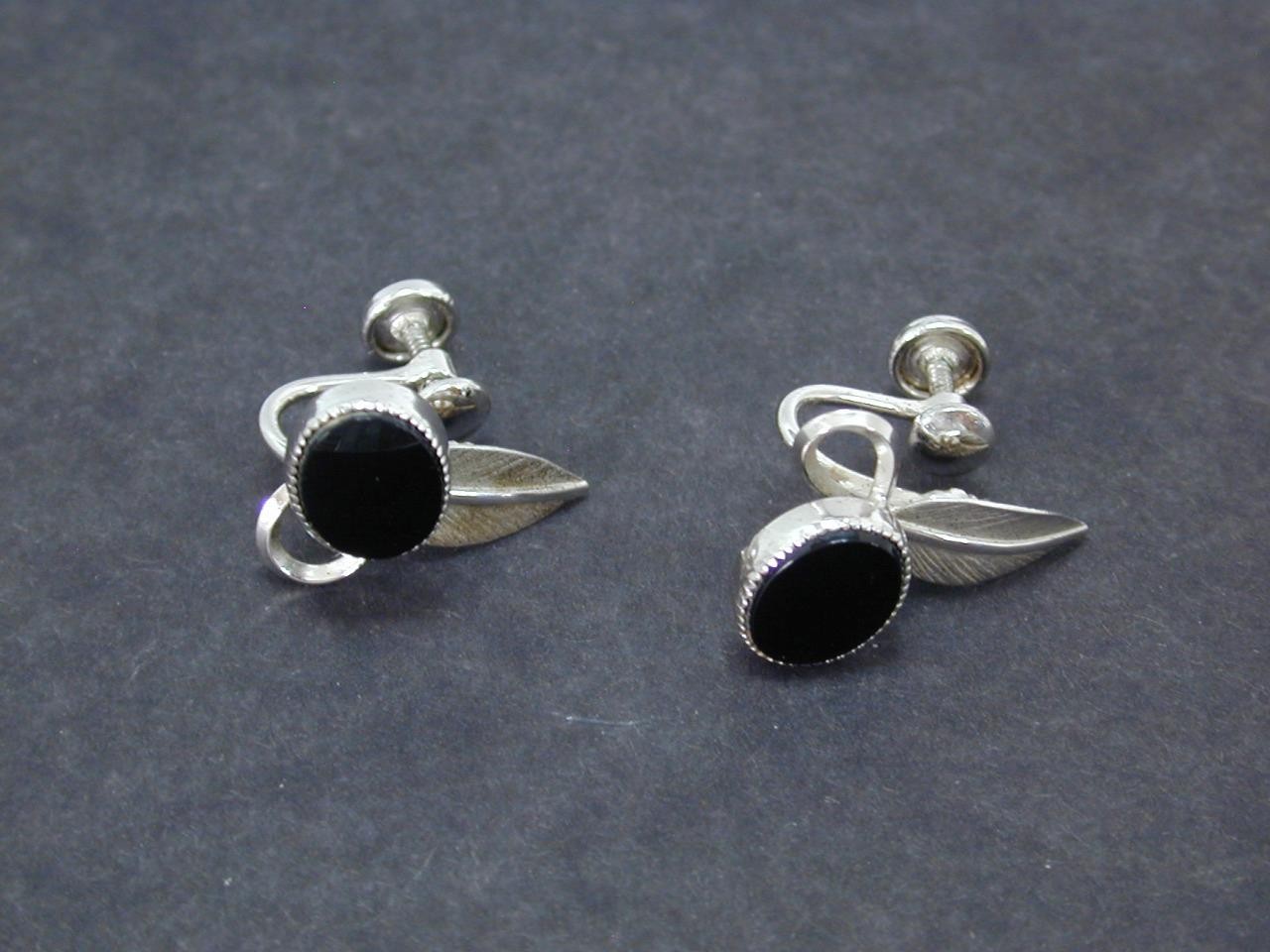 Vintage Star-ART Sterling Black Onyx Leaf Screw Back Earrings Silver 925 50’s-60