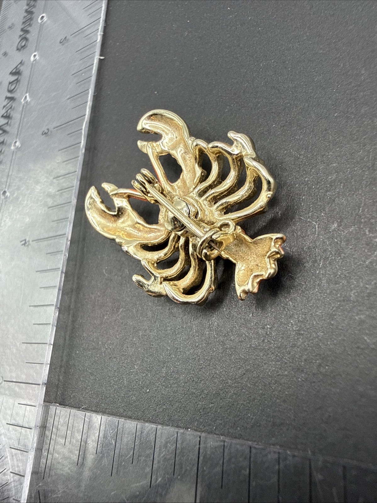 Vintage Lobster Brooch Pin B44a