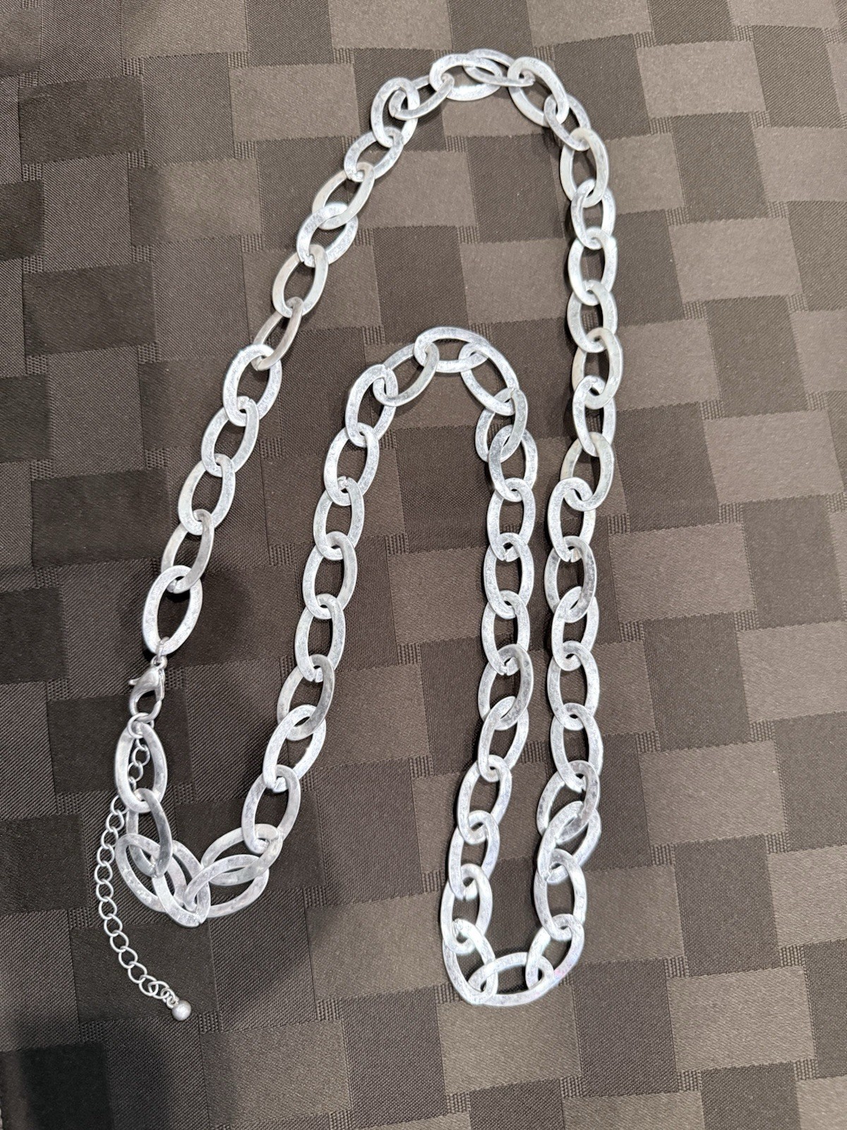 Mens Chunky SilverTone Oval Link Chain NecklaceLong 42″ Unisex Heavy 68g