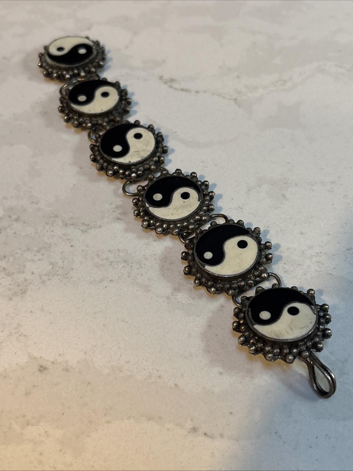 Vintage 1990s Yin Yang Silver-Tone Link Panel Bracelet