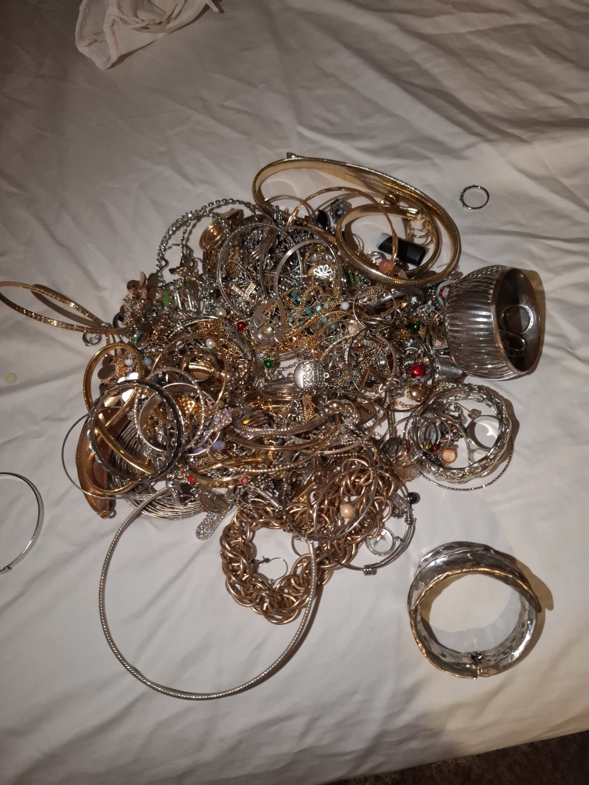 Unsearched Jewelry Lot Vintage to Modern 7 Lb