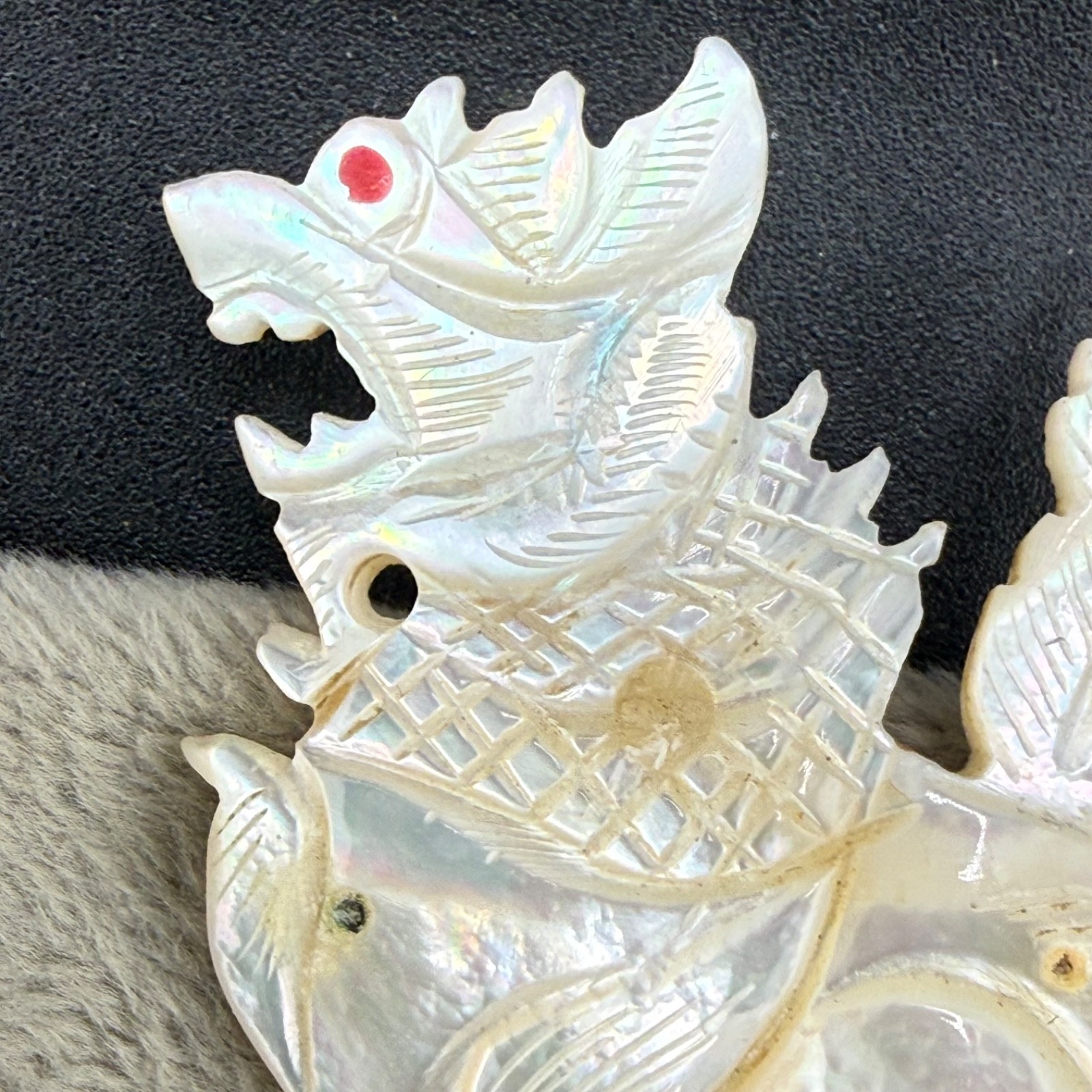 Vintage Mother of Pearl Foo Dog Brooch Lion