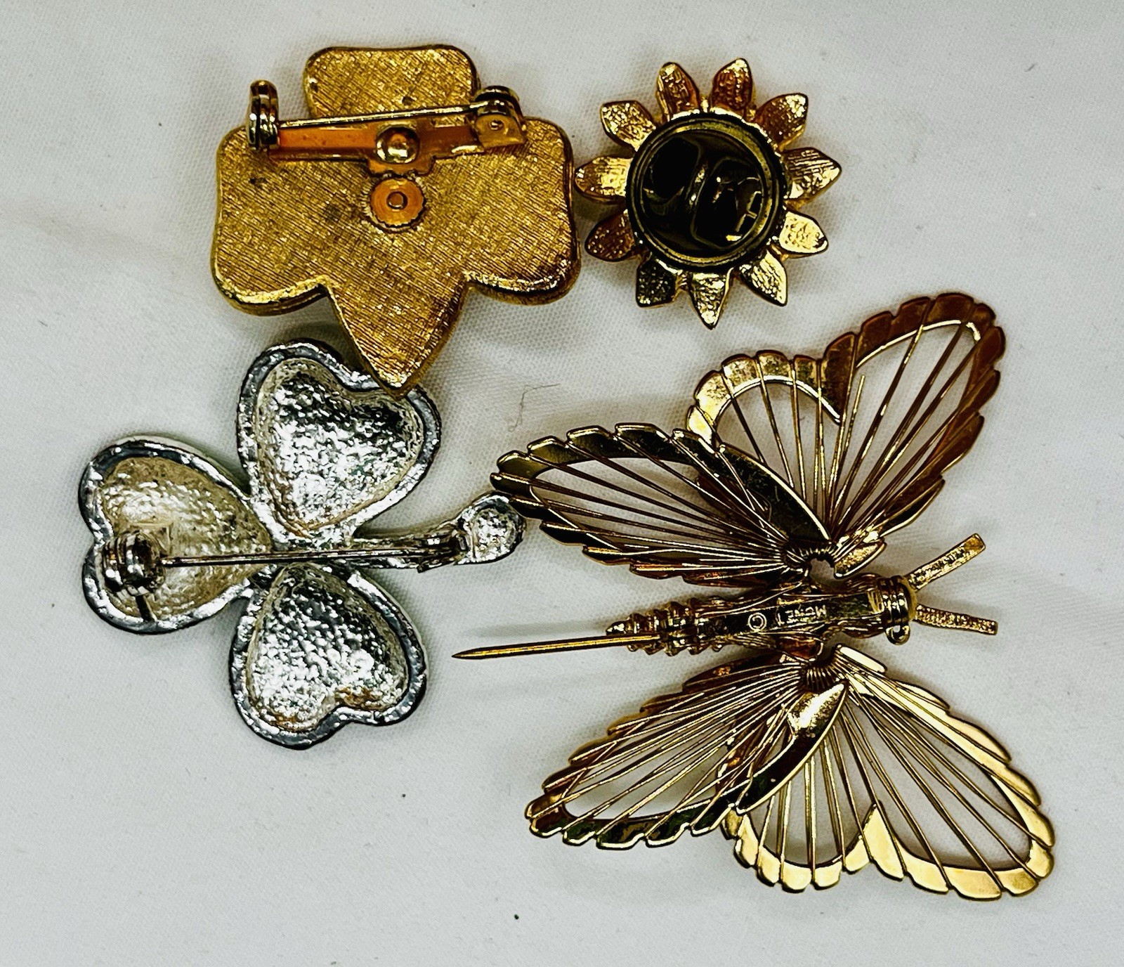 Vtg. Brooch Lot Some Signed Rhinestone, Gold Silver Tone Wear Resell 28pc Monet