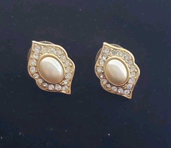 Vintage Trifari Faux Pearl & Clear Rhinestone Kartouch Gold Tone Post Earrings
