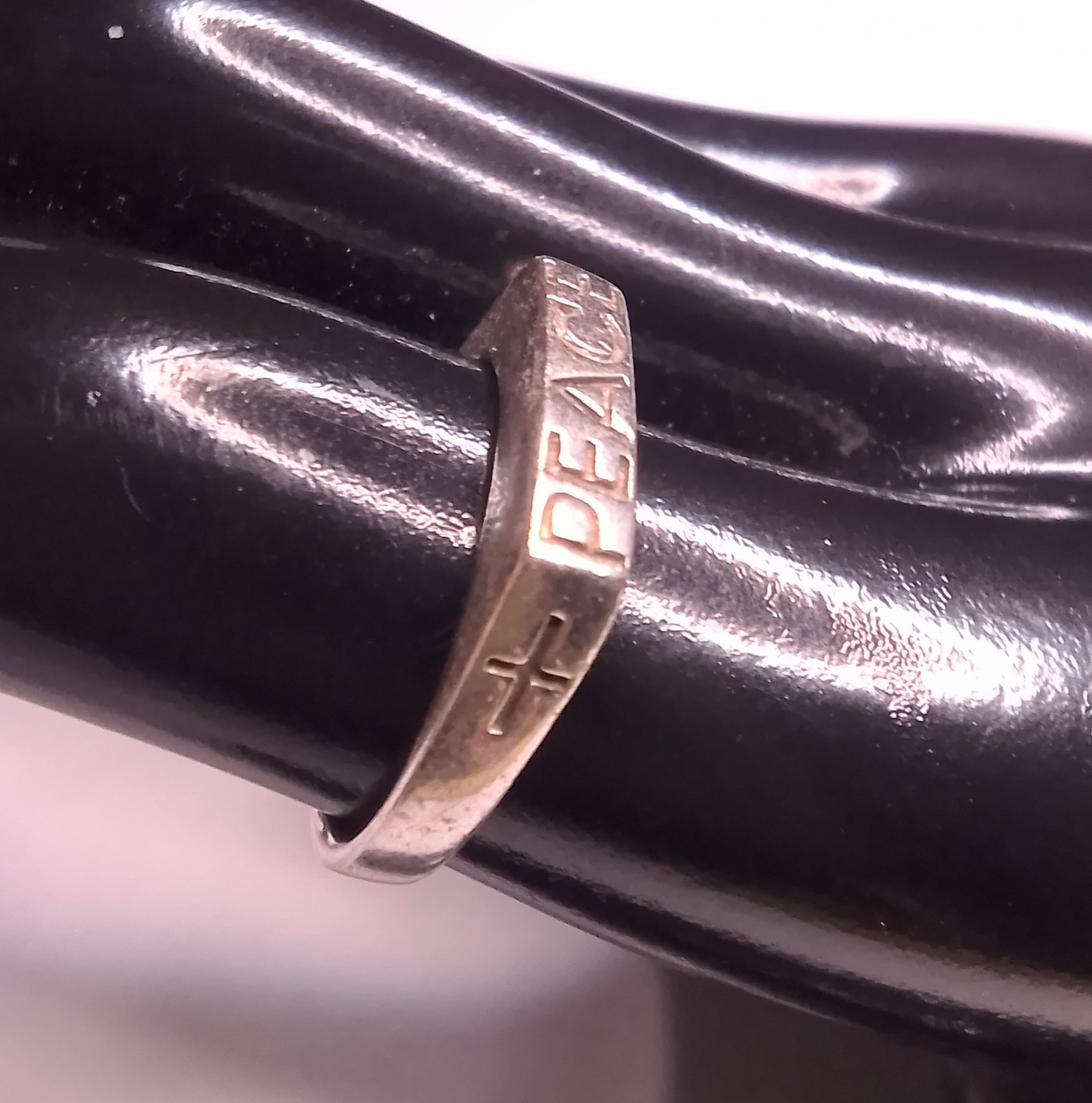 Vintage 925 Sterling Silver Peace Ring Cross Signet Band Sz 7.75 Boho Religious