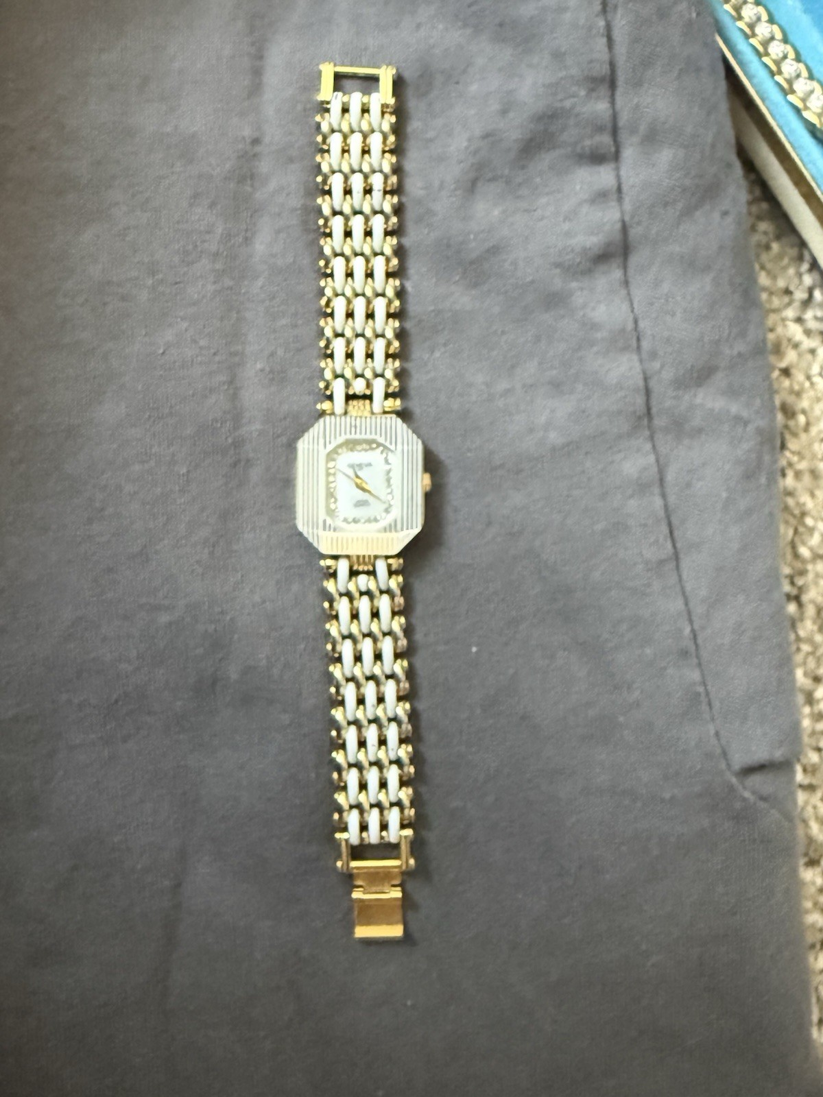 Vintage Geneva VIP Women’s Quartz Water Resistant Gold/White Bracelet Watch