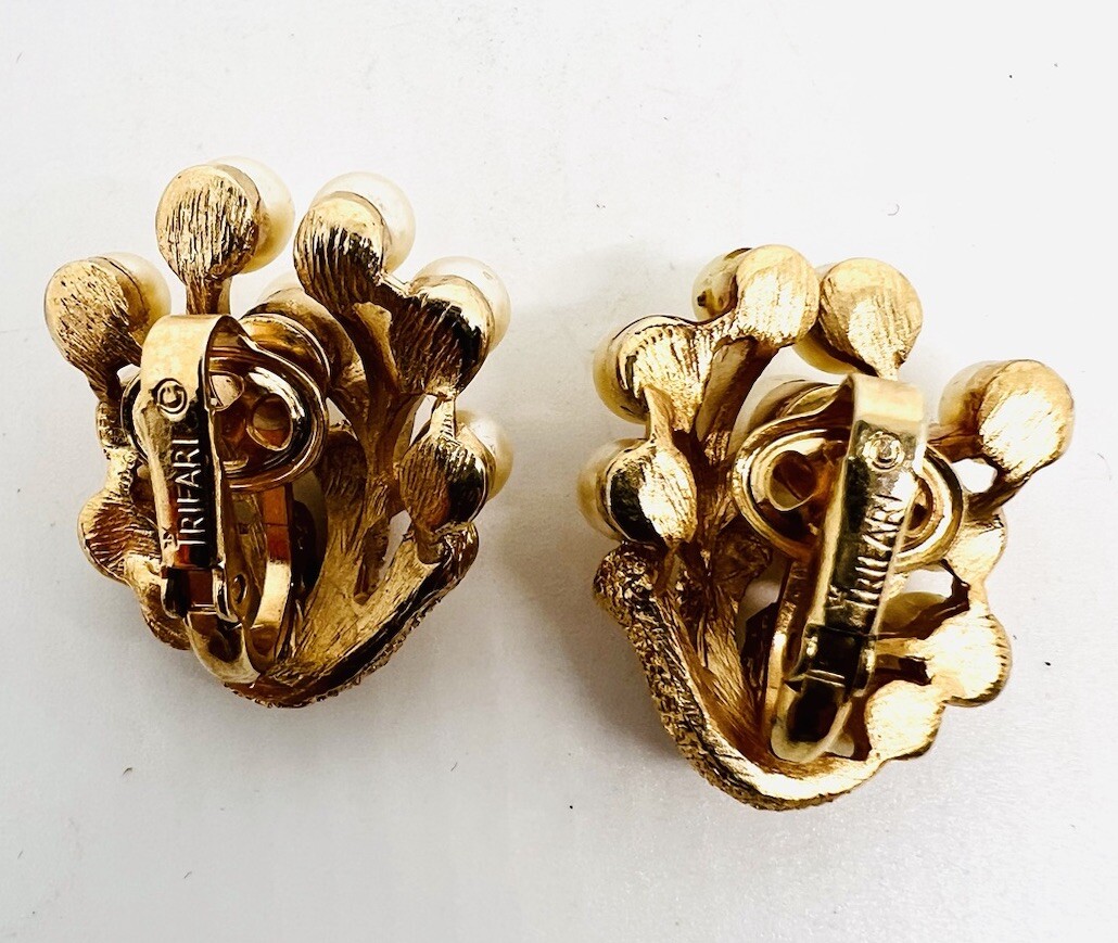 TRIFARI Branch Twig Faux Pearl Textured Earrings Signed Vintage Jewelry