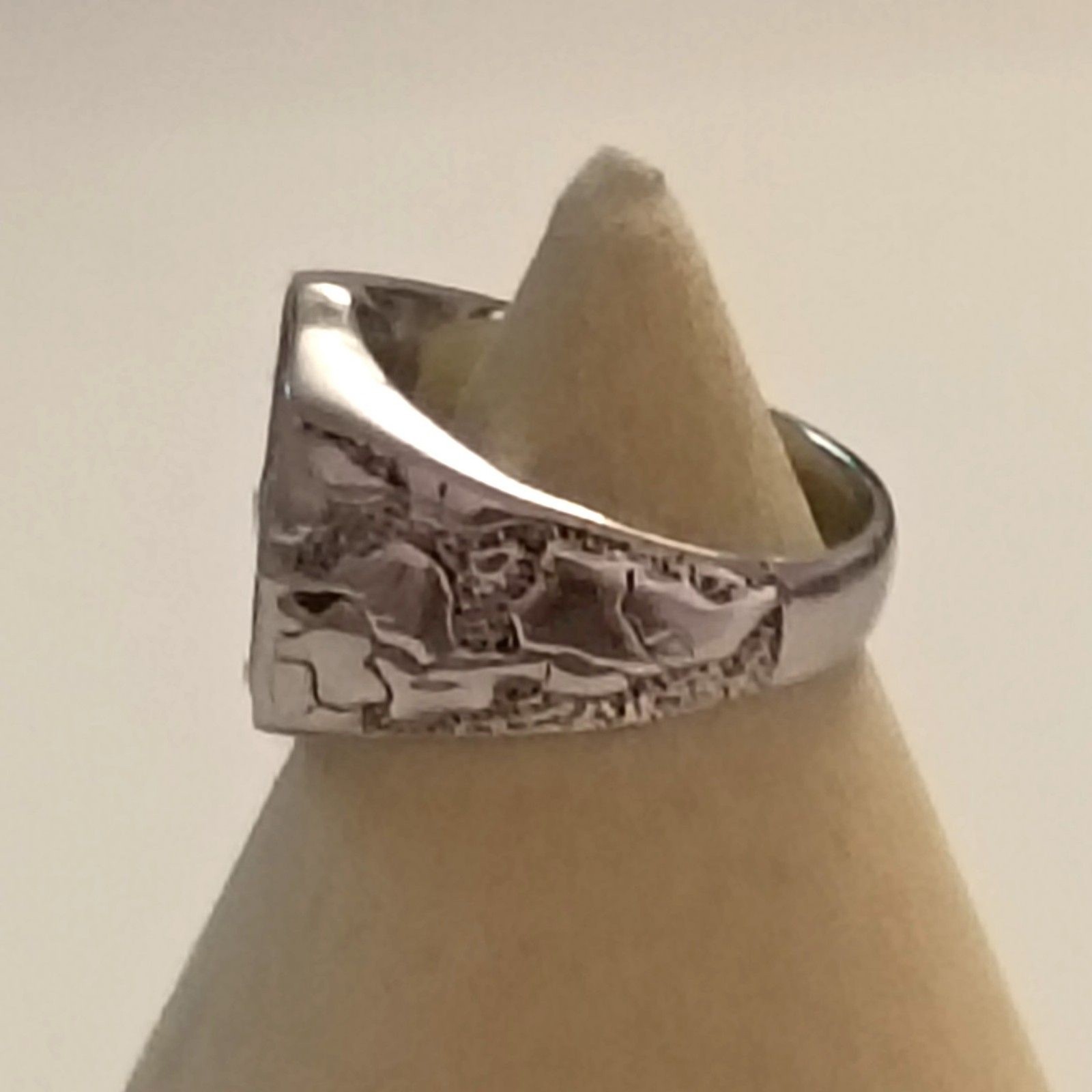 Clocks + Colours Men’s Stainless Steel Tortuga Bikers Ring Size 11
