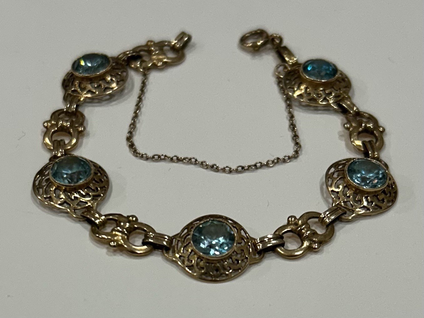 Antique 10k Yellow Gold Blue Zircon Bezel Set Filigree Bracelet – 8.03 G – 6.5”