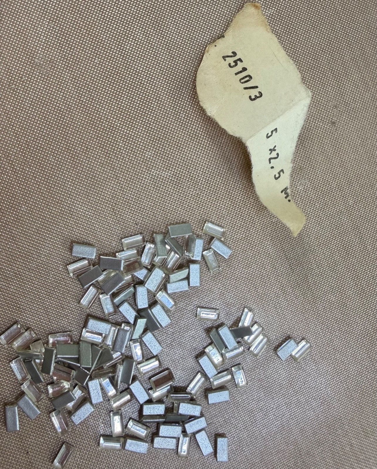 250 Rectangular Vintage Crystal Rhinestones 5×2.5mm Silver Foil Flat Back NOS