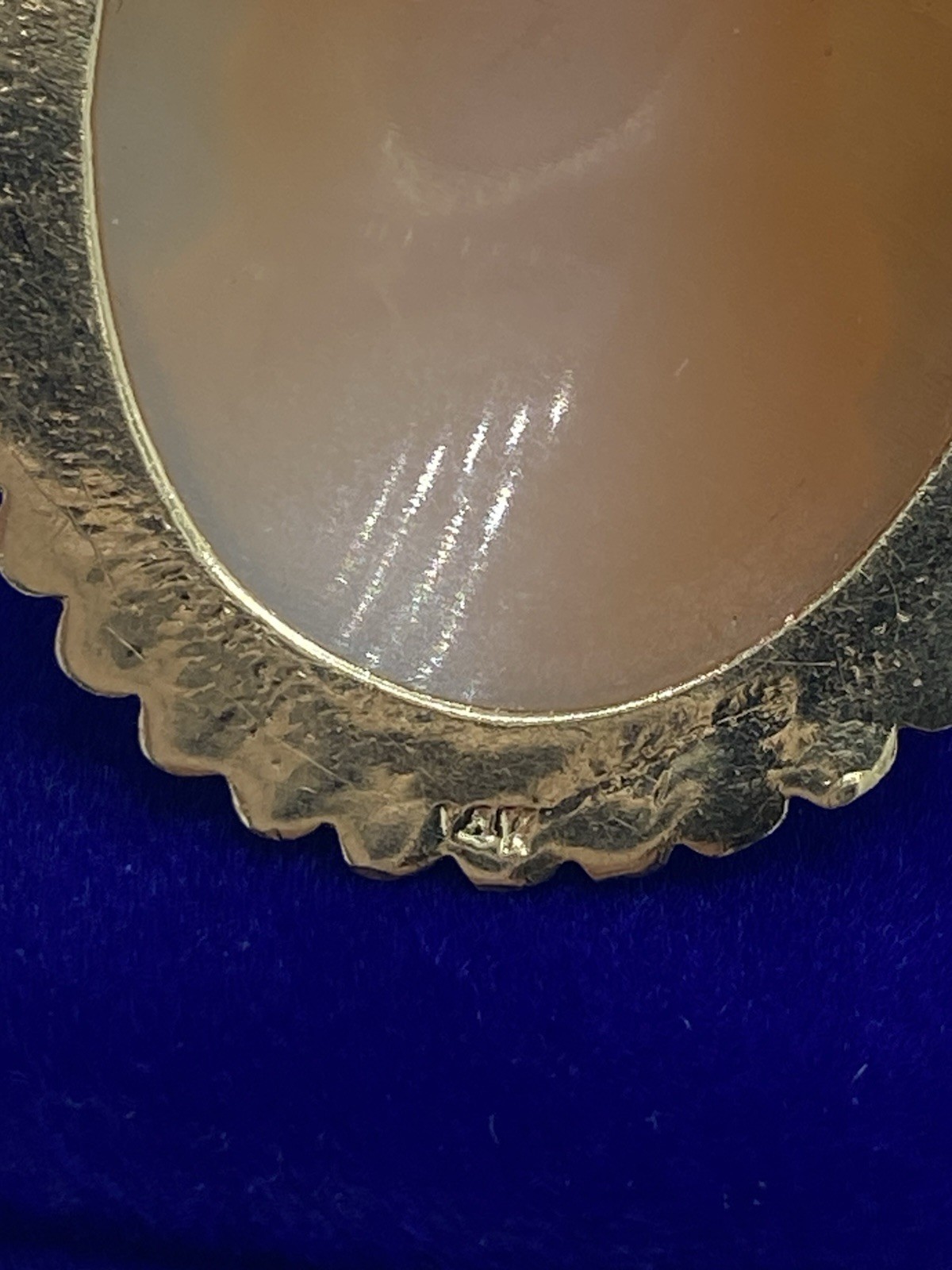 VTG 14K Yellow Gold Cameo Brooch Pendant 10.9 Grams