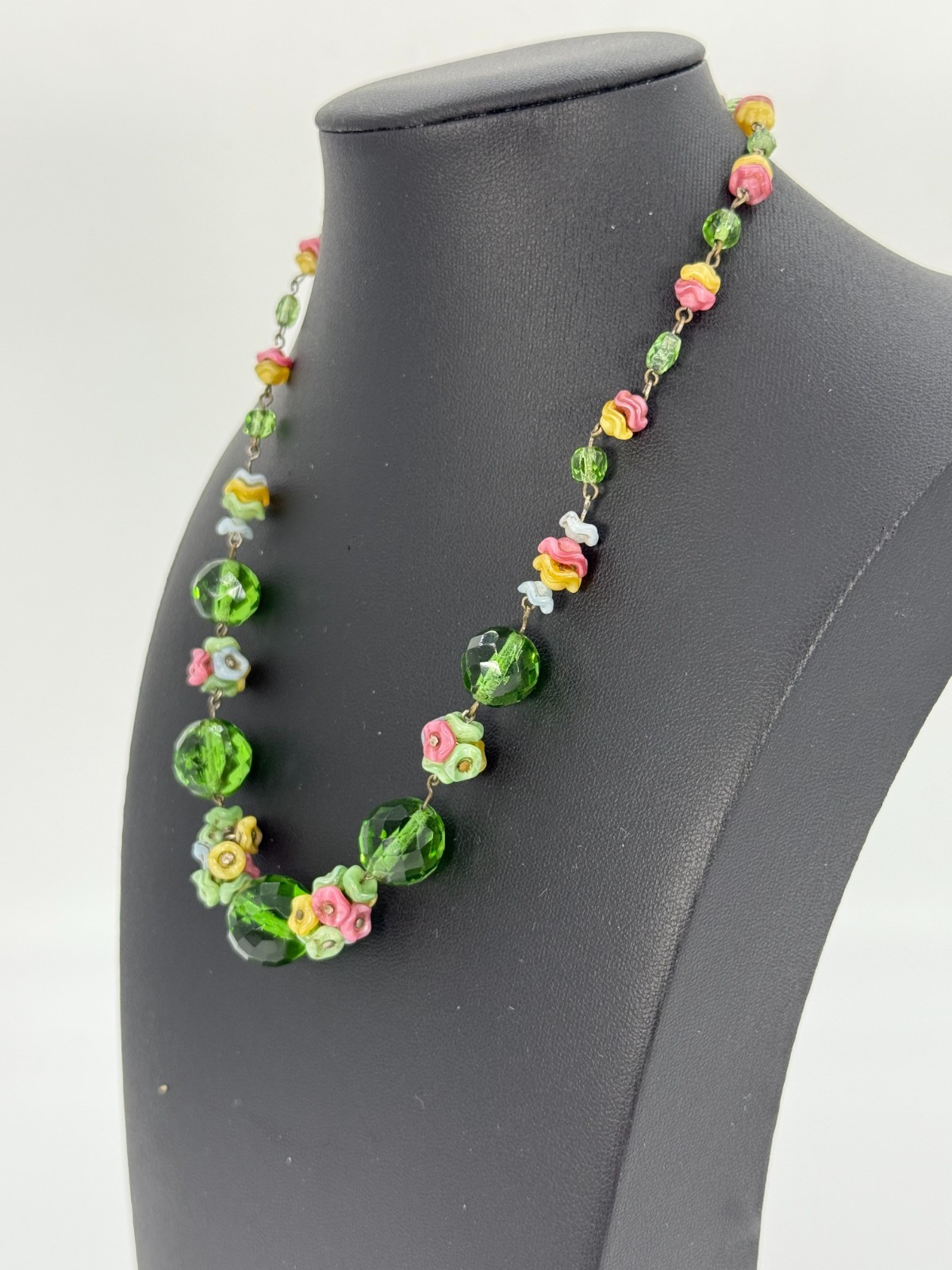 VTG Czech Glass Flower Beaded Necklace Multicolor Gold Tone It Glows Estate Find