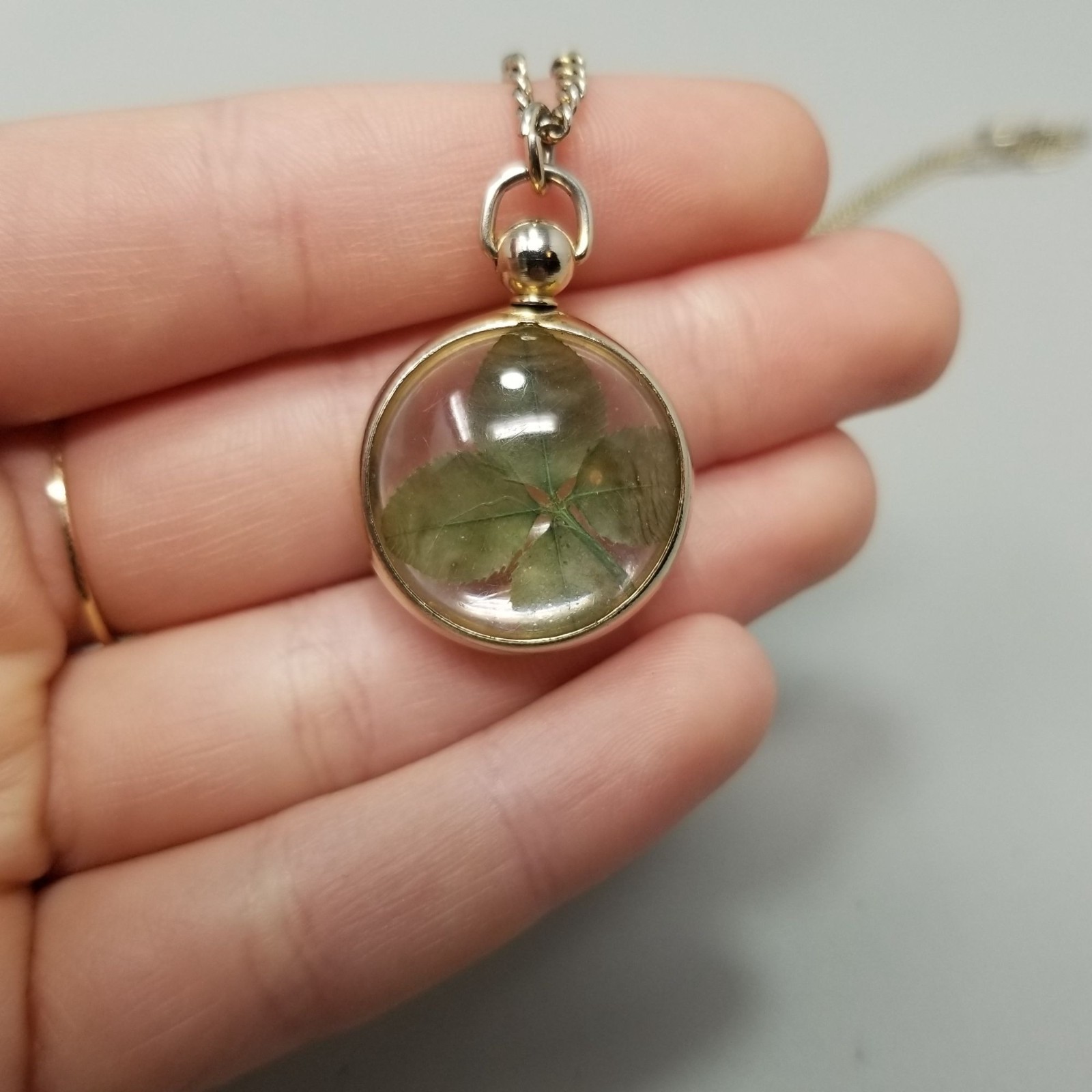 Vintage Four Leaf Clover Bubble Charm Pendant Necklace 18 Inch Chain Good Luck