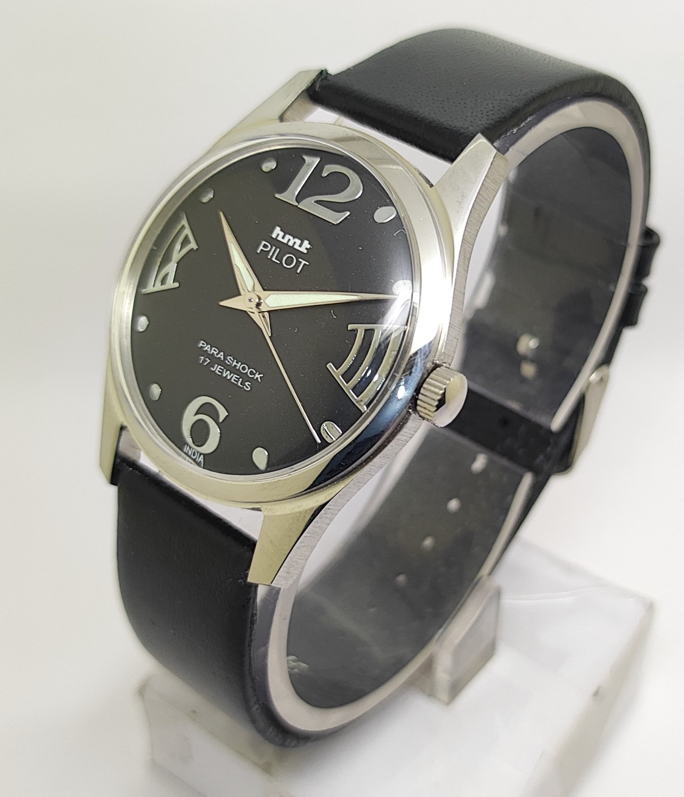 Vintage Hmt Pilot Black Dial 17 Jewels Para Shock Mechanical hand winding Watch