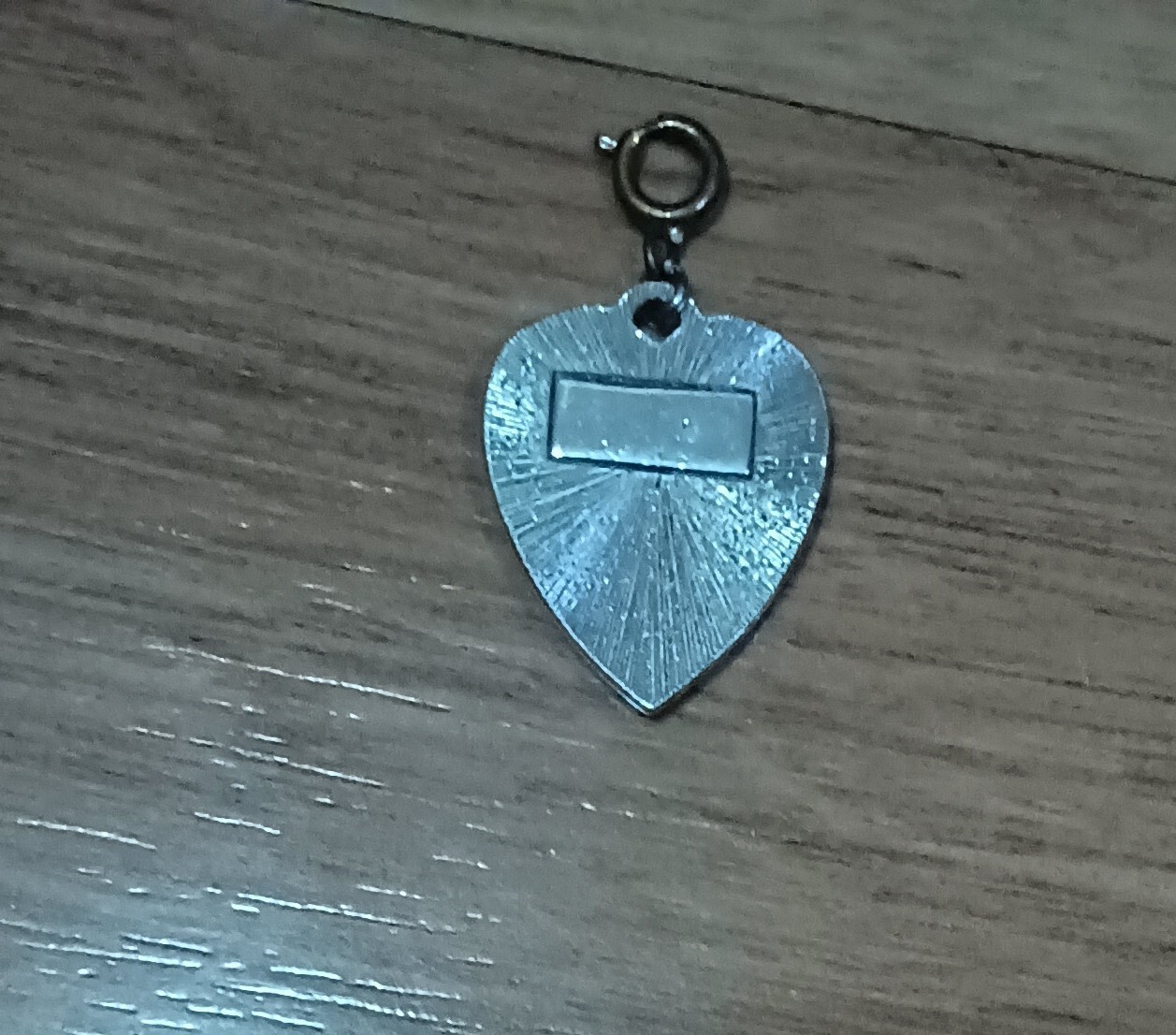 VINTAGE SILVER TONE CHARM HEART WITH HAPPY BIRTHDAY