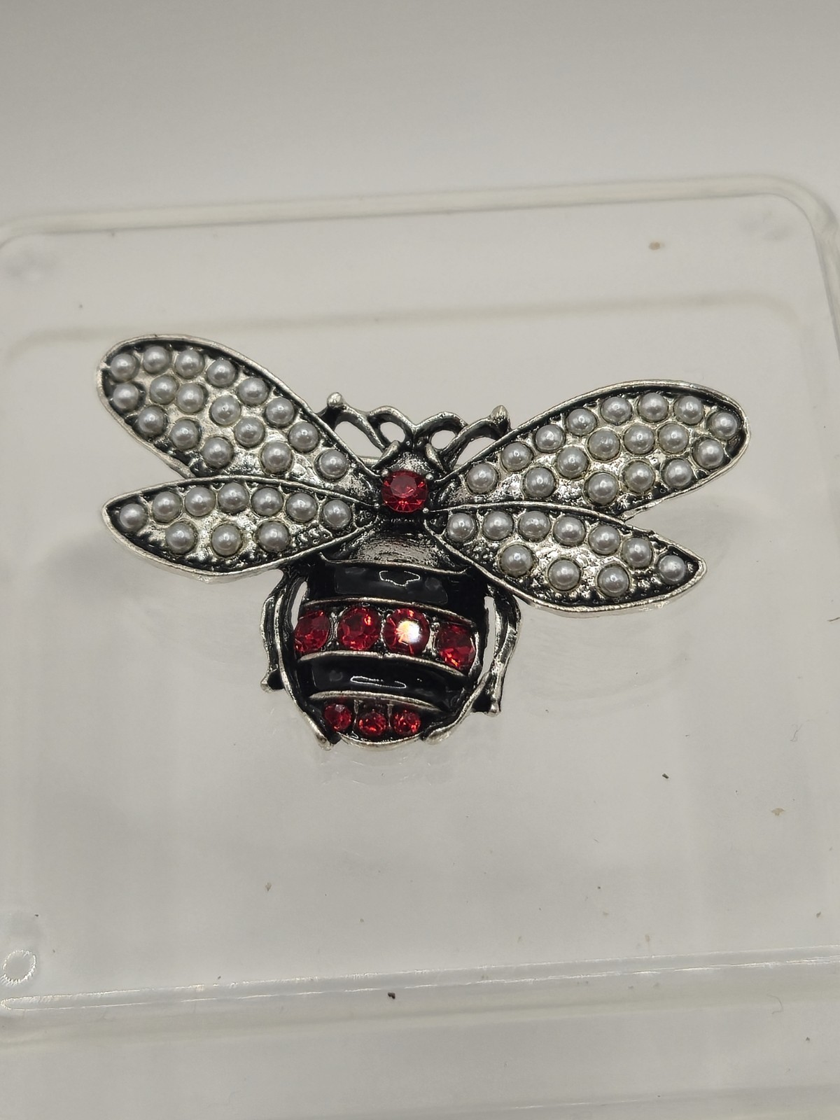 Red And Black Rhinestone Bee Brooch Unbranded