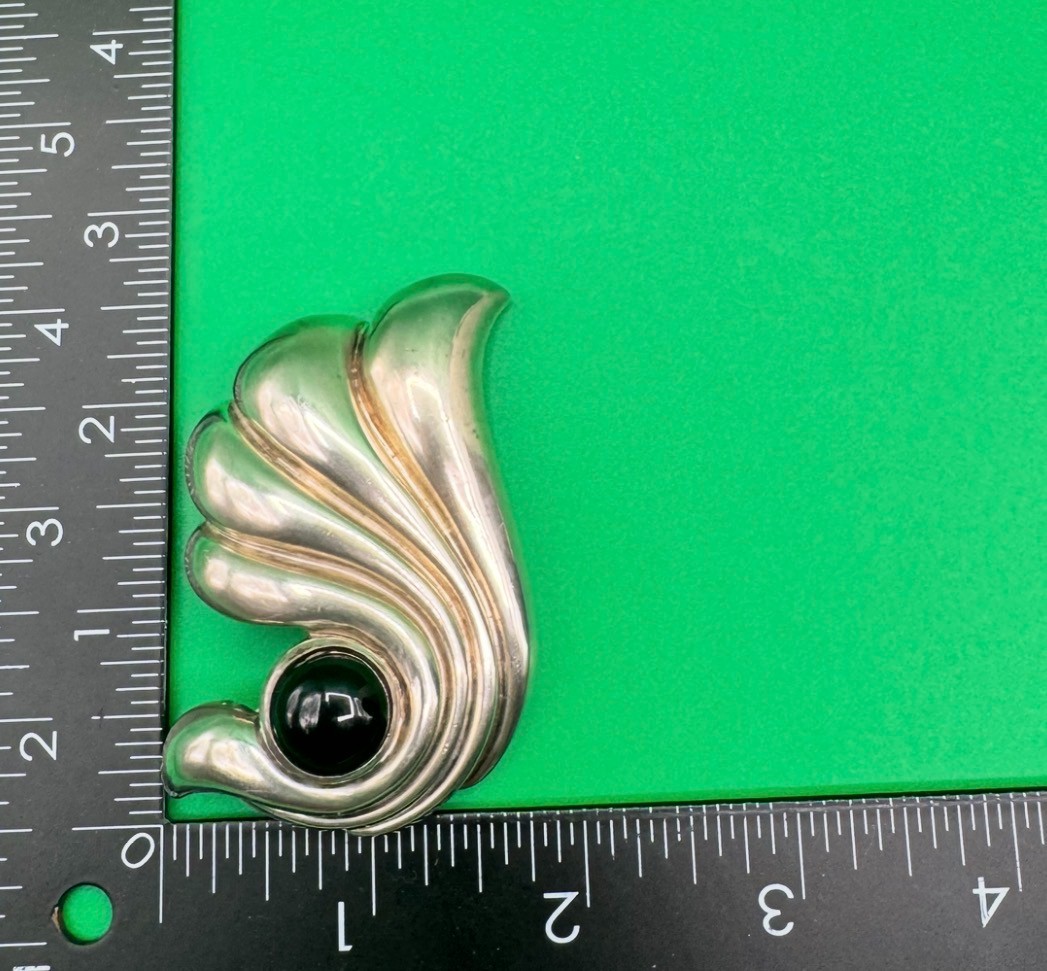 Vintage Morning Sun Brand Sterling Brooch With Onyx 44.38 gm / 2.5 X 1.75 in