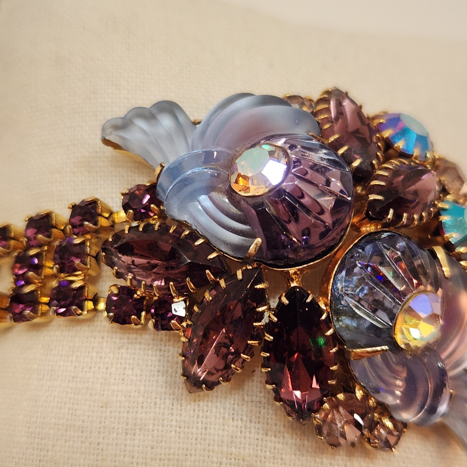 Vintage Edlee Amethyst Purple Molded Glass/Rhinestone Bracelet & Earring Set