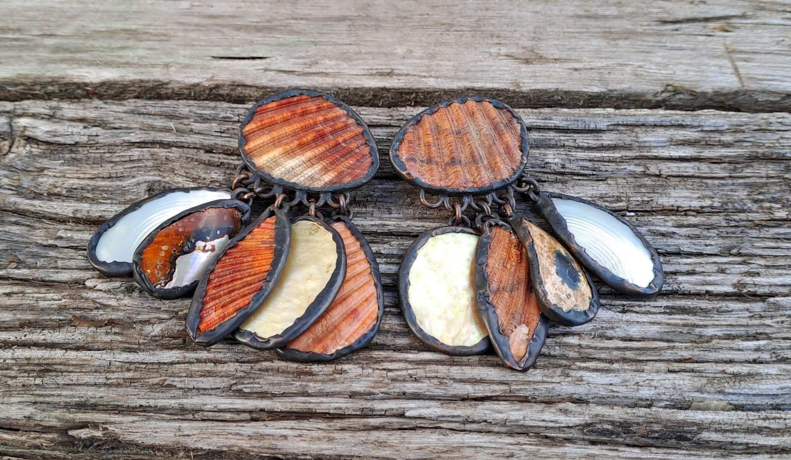 vintage earrings monies Artistic Shell Design