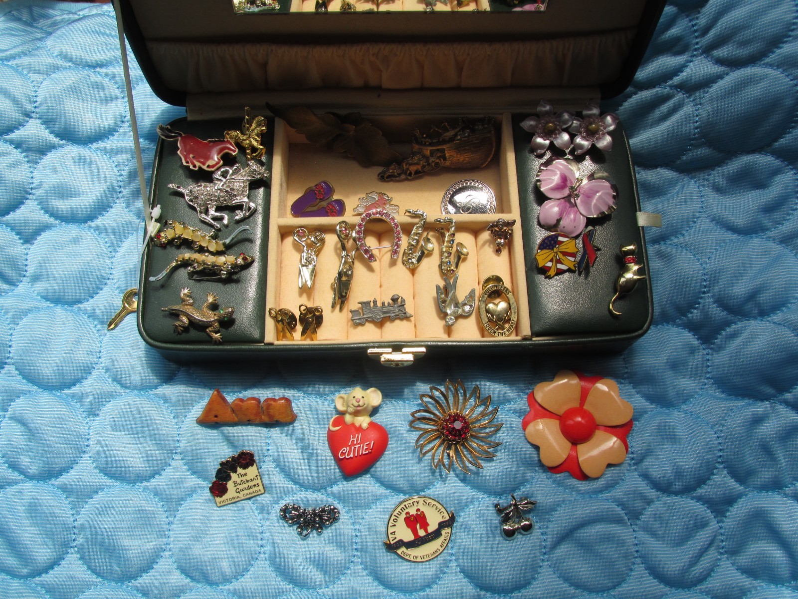 Lot of 35 Mixed Lot Brooches/Pins – some Scratched/Damaged/missing Stones As Is