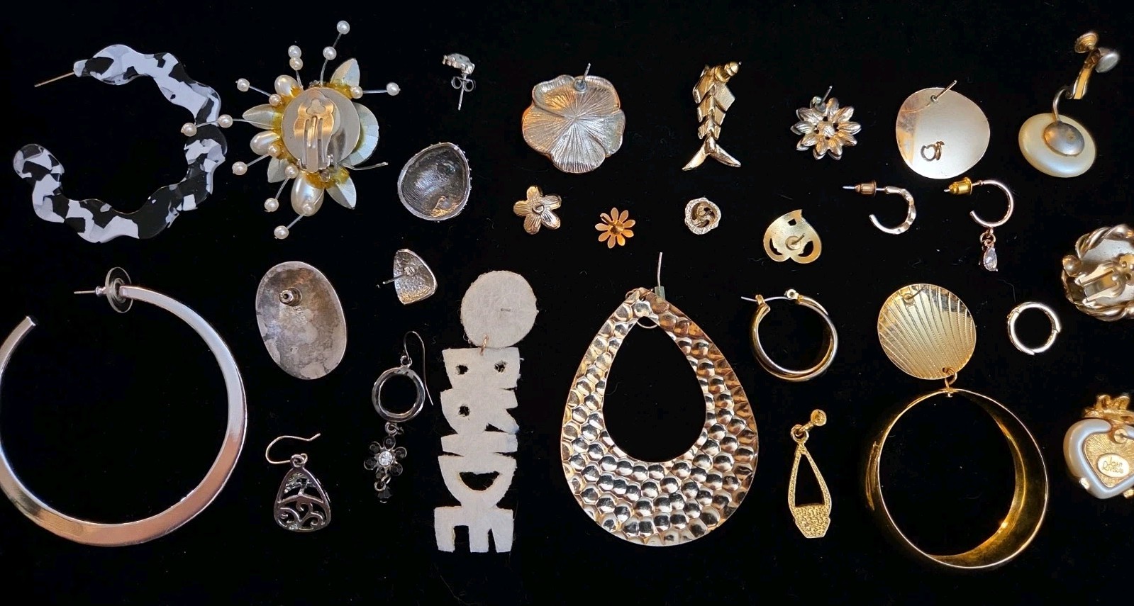 Lot Of Vintage Costume Jewelry Single Earrings Clip On Craft Some Signed