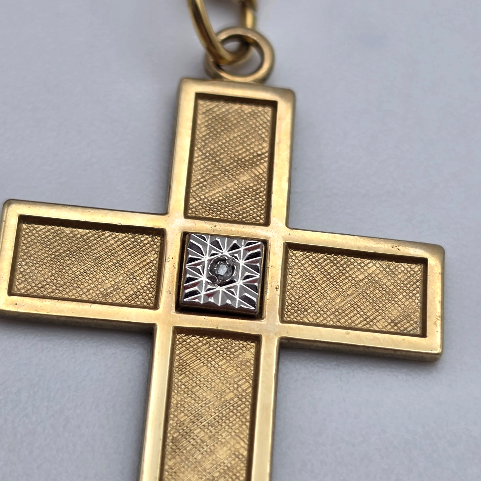 Vintage Artisan 12K Gold Filled Cross Necklace Diamond Accent 20in Curb Chain