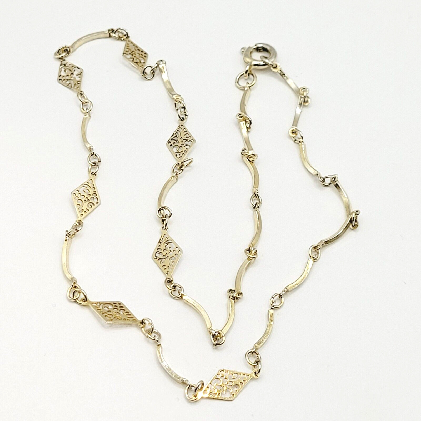 Filigree Marquise Shape Station Necklace Gold Tone Vintage Chain Choker 15.5 In