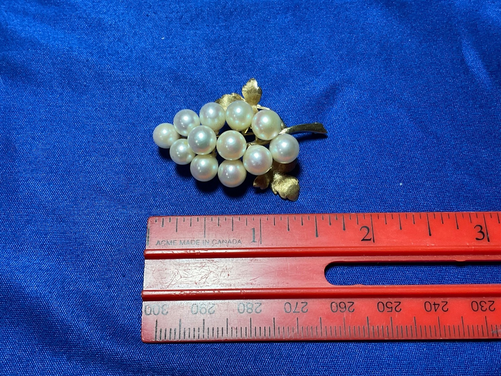 VINTAGE 14K PEARL GRAPE CLUSTER BROOCH PIN ESTATE FIND- 8 grams VERY NICE!