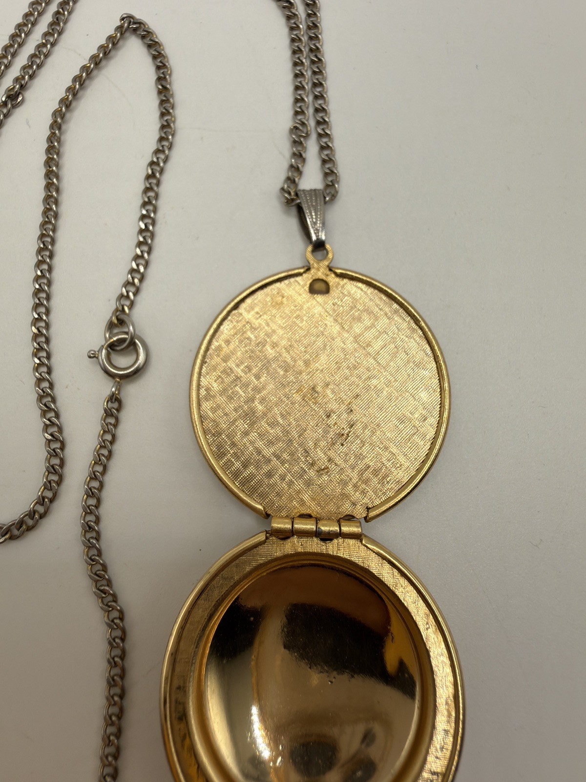 Vintage Gold Tone Round Avon “Here’s My Heart” Perfume Holder Locket Pendant