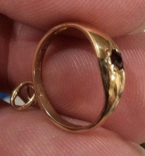 Vintage 10K Gold Ring Charm Pendant Red Stone Garnet Ruby Estate Jewelry 0.7g