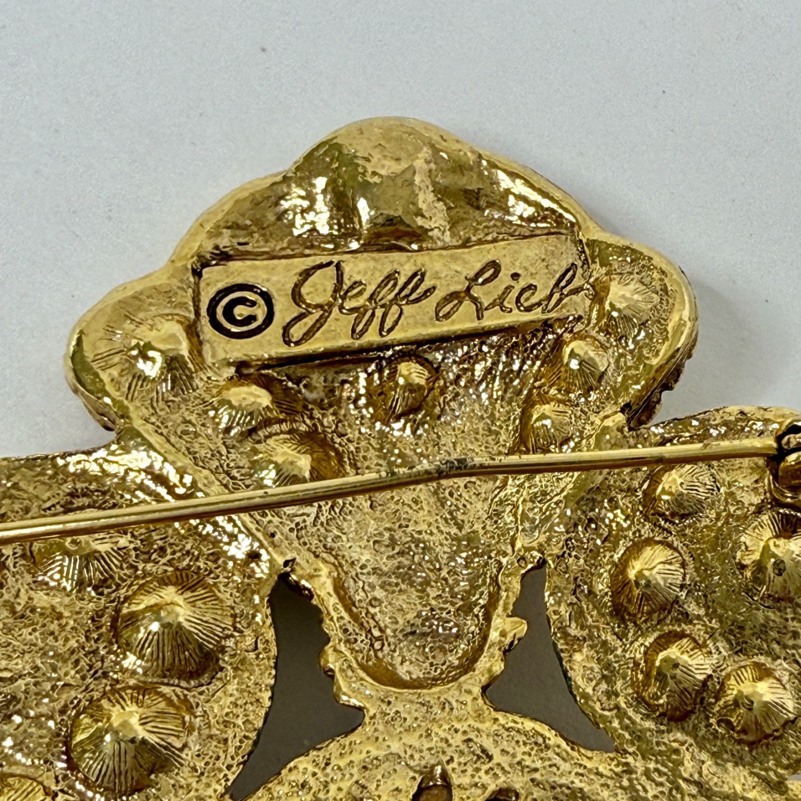 Jeff Lieb Signed Vintage Brooch Gold Tone Rhinestone Purple Cab with Pearl Drop