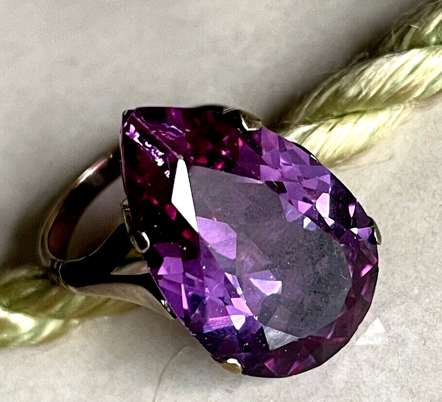 VTG 14K YELLOW GOLD ALEXANDRITE HANDMADE 7/8″x 3/8:”x 3/8′ TEAR DROP 4PRONG LRGE