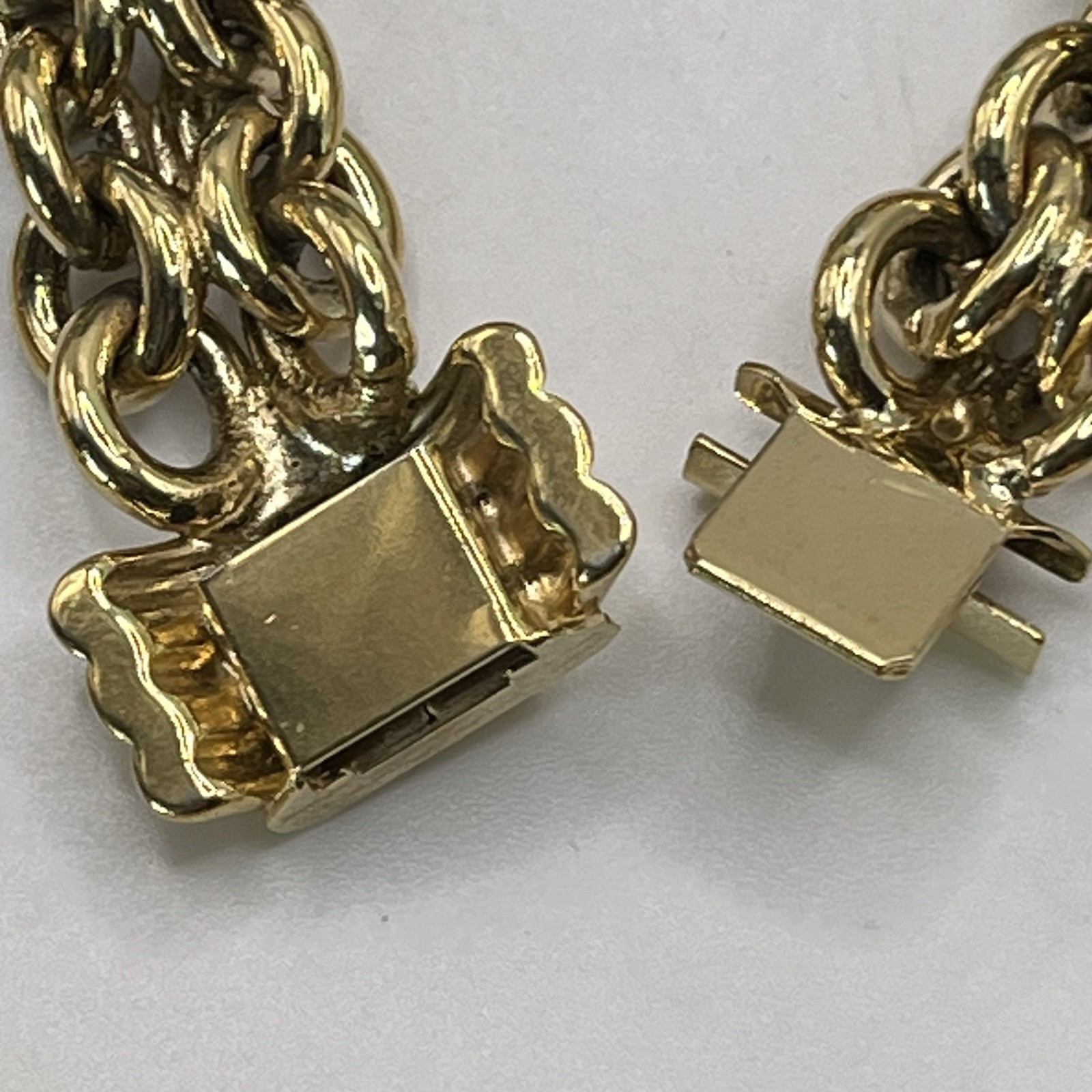 •VTG Set Statement Chunky Gold tone double chain choker style Necklace/Bracelet