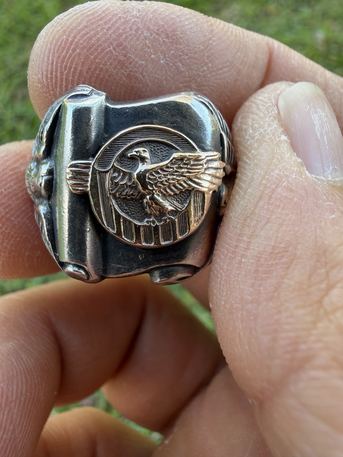 Vintage Relief US Army Ruptured Duck Ring WWII Class Ring