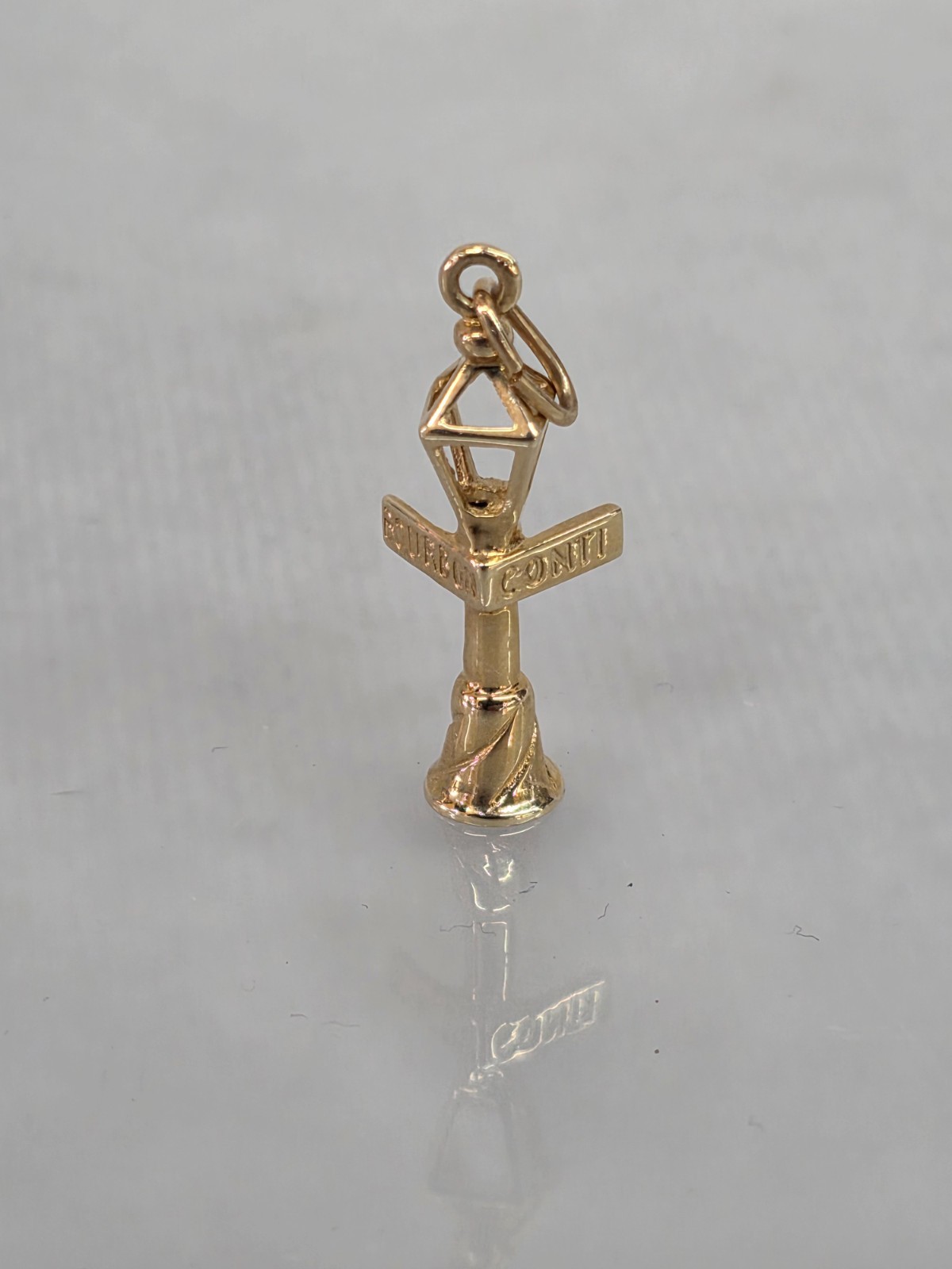 14k Yellow Gold New Orleans Bourbon & Conti NOLA Street Lamp Charm-Pendant.