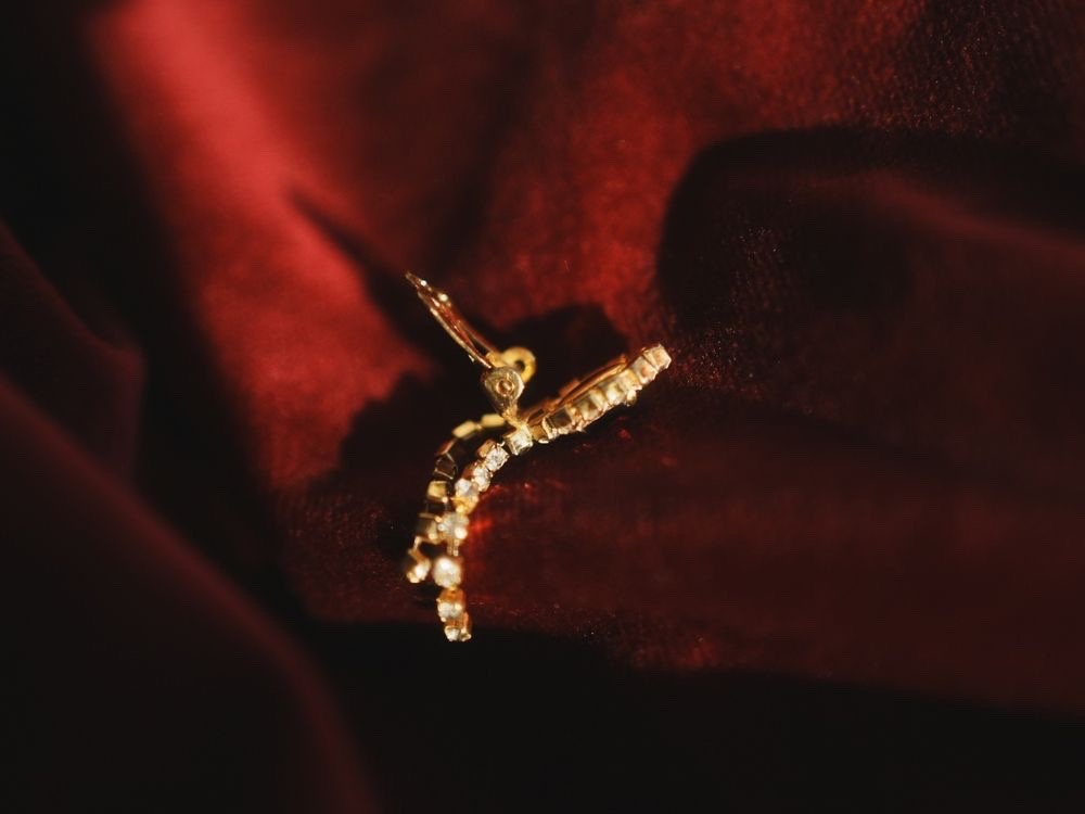 Earring (single piece), clip – Bohemian glass manufactory.