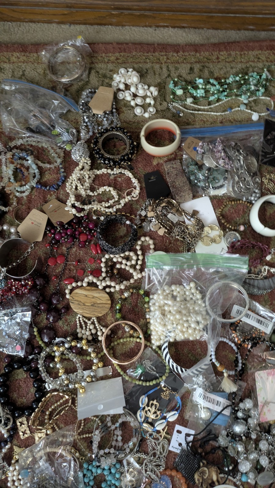 17 Lbs Of Unresearched Vintage/Modern/New Resell Or Crafting Jewelry Lot