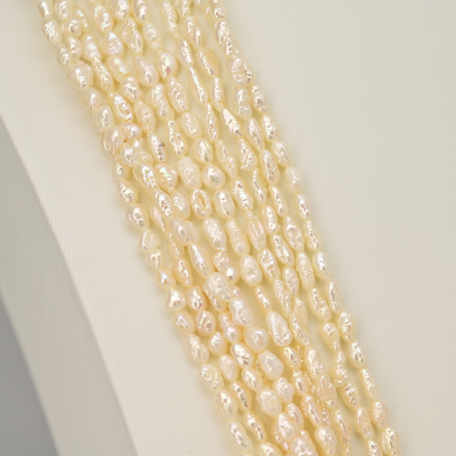 14K Gold S Crown Original Vintage Signed Designer Princess Pearl Estate Necklace