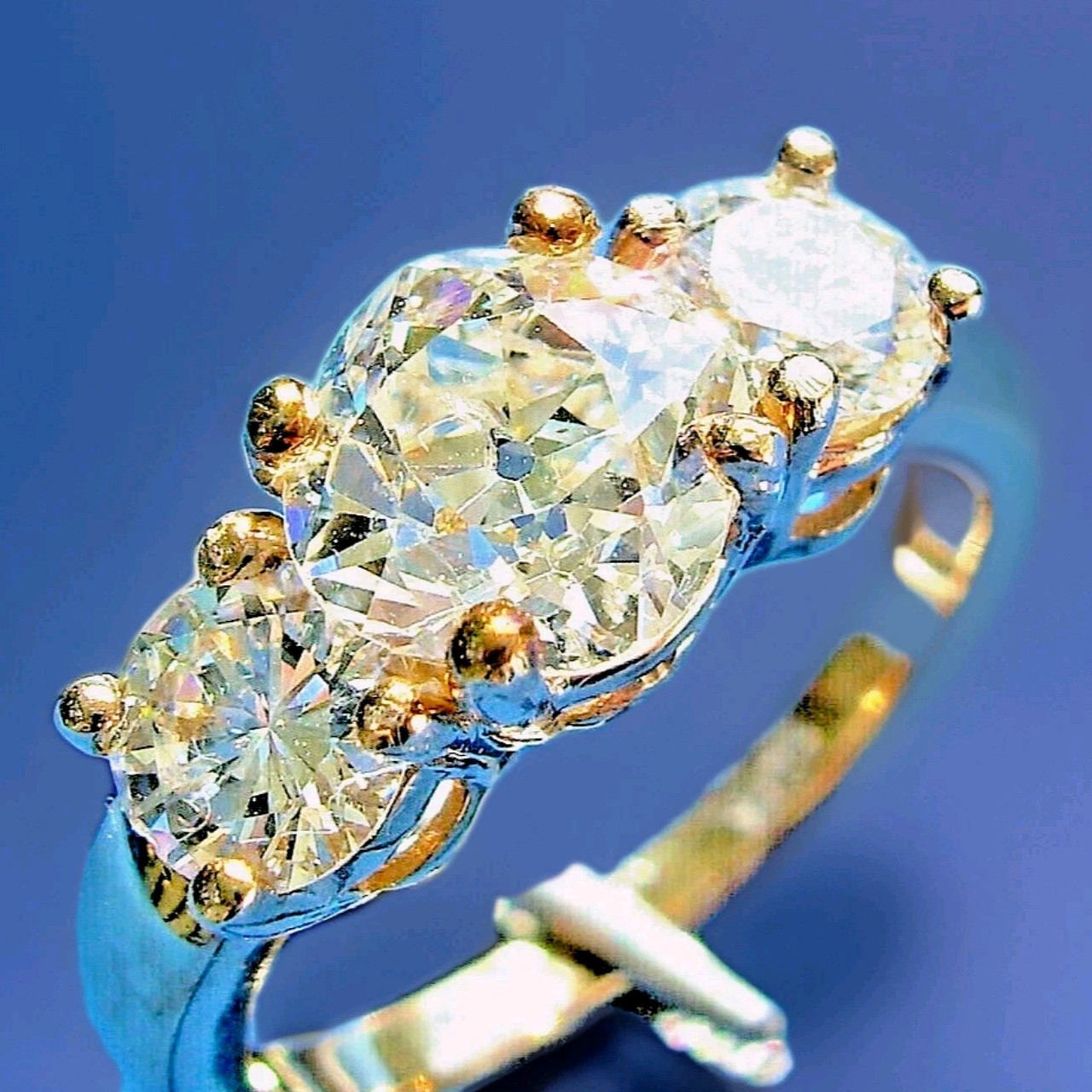 Original EARTH MINED DIAMOND Cushion cut Deco Engagement Ring 3 Stone 14K GOLD